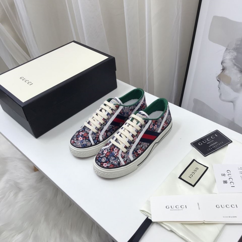 G*u*i casual shoes